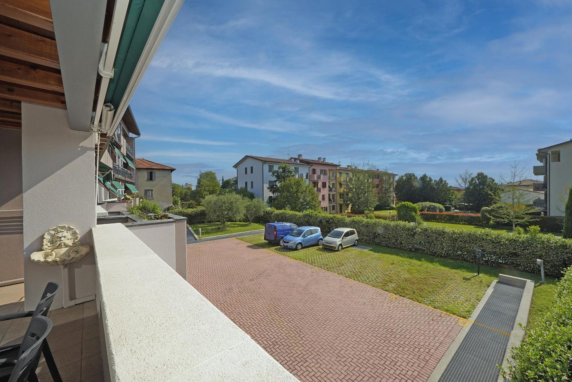 Garofano P1-9 By Wonderful Italy Desenzano del Garda